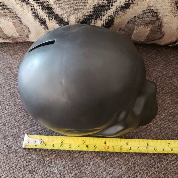 Skull Bank - Picture 5 of 6